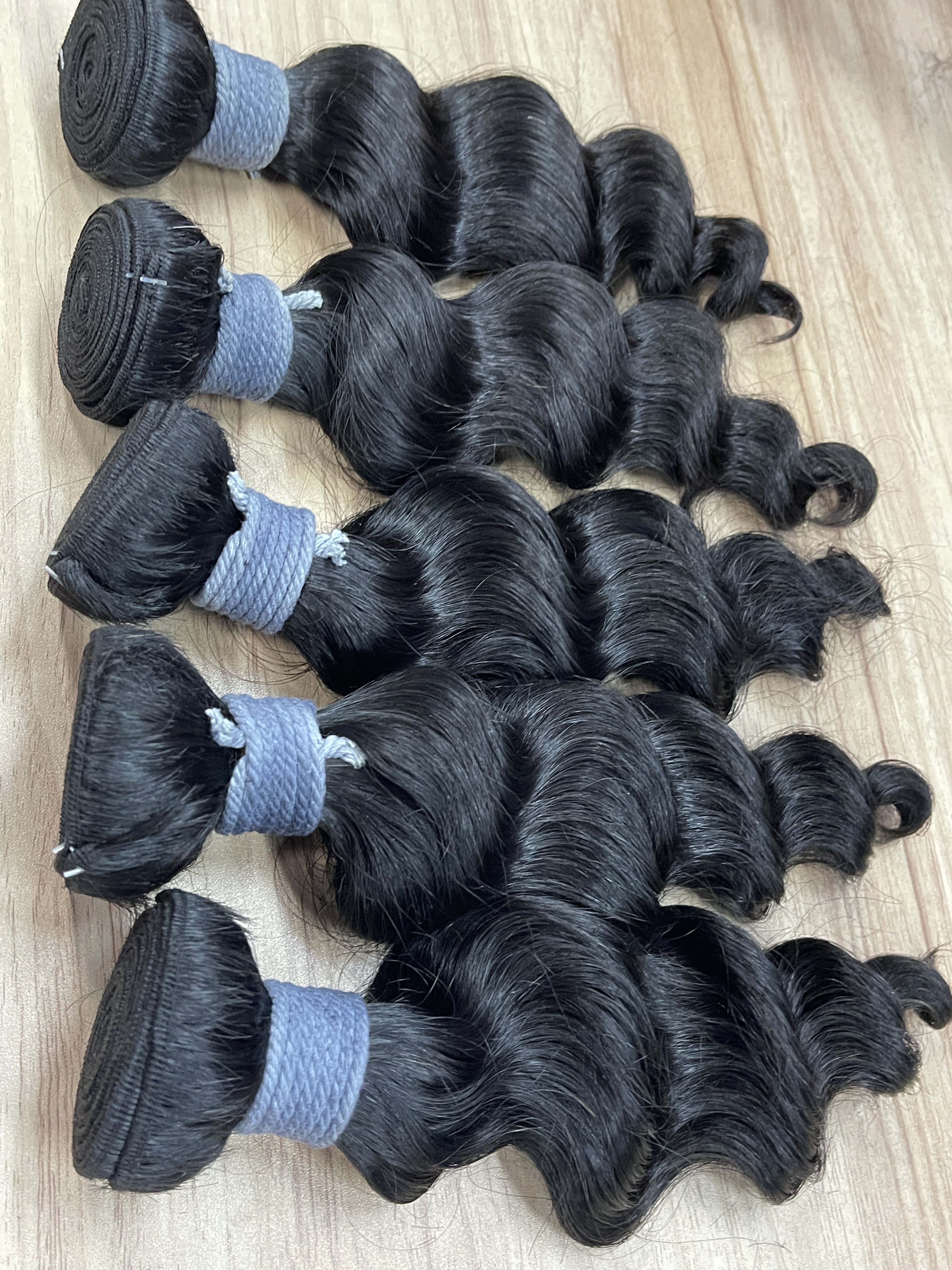 Angelbella Loose Deep Wave Bundles (10''-30'')Long Loose Deep Curly Hair 12A Peruvian Virgin Hair 3 Bundles With Closure